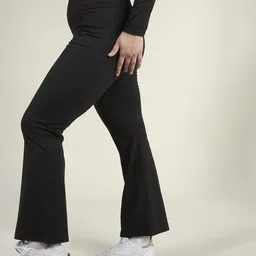 CAVA Black Sculpt Bootcut Leggings image 3