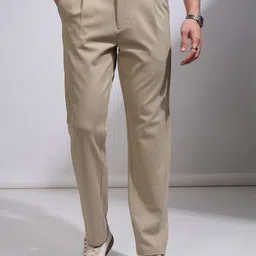 HIGHLANDER Men Pleated Mid-Rise Cargos Trousers-image-10