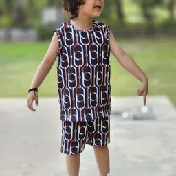 YK Boys Printed Round Neck T-shirt With Shorts-picture-41