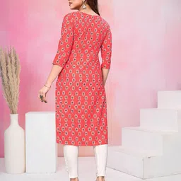 KETAKI FASHION Selection Of 3 Geometric Printed Round Neck Straight Kurtas image 3