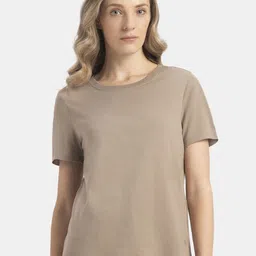 Jockey Super Combed Cotton Rich Relaxed Fit Curved Hem Styled Half Sleeve Tshirt-AW88-picture-13
