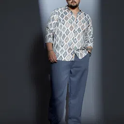 Instafab Plus Men Size Comfort Fit Geometric Printed Spread Collar Casual Shirt image 5