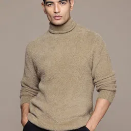 The Roadster Lifestyle Co. Pullover with Fuzzy Detail-picture-45