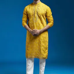 VASTRAMAY Men Floral Embroidered Regular Thread Work Chanderi Silk Kurta with Pyjamas-image-63