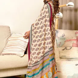 KALINI Floral Designer Block Print Saree image 4