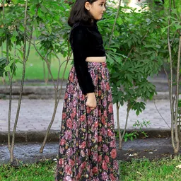 Piccolo Full Sleeves Solid Velvet Choli With Botanical Floral Printed Sequins Embellished Lehenge Set - Black image 4