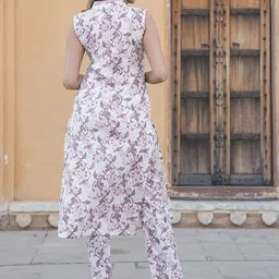 KALINI Floral Printed Pure Cotton Kurta With Trouser image 4