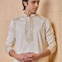 Tasva Adults-Men Woven Design Embroidered Kurta with Churidar image 3