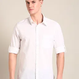 The Roadster Lifestyle Co. Men Standard Spread Collar Solid Cotton Casual Shirt image 2