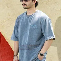 RESA Unisex T-shirt image 1