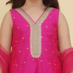 Bitiya by Bhama Girls Ethnic Motifs Embroidered Sequinned Kurta With Salwar & Dupatta image 5