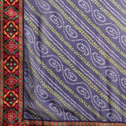 DIVASTRI Bandhani Embroidered Pure Georgette Half and Half Bandhani Saree image 3