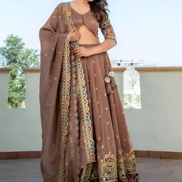 Zeel Clothing Women Embroidered Mirror Work Ready to Wear Lehenga & Blouse With Dupatta image 5