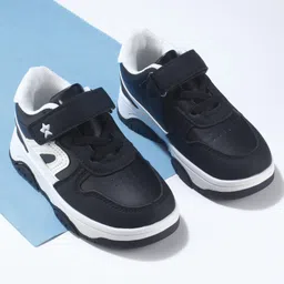 Cute Walk by Babyhug Velcro Closure Sneakers - Black-picture-16