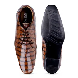 Bxxy Men Textured Heel Height Increasing Formal Lace-Up Derby Shoes image 2