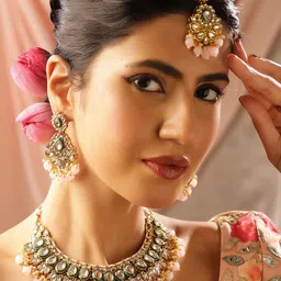 Priyaasi Gold-Plated Stones-Studded & Beaded Jewellery Set image 5