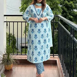 Janasya Women Floral Printed Cotton Kurta with Trousers & Dupatta-image-32
