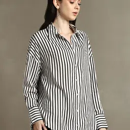 dl woman Women Oversized Fit Striped Spread Collar Casual Shirt image 2