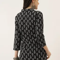 Mandvi Print Mandarin Collar Cotton Top image 2