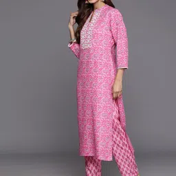 KALINI Women Floral Printed Regular Thread Work Pure Cotton Kurta with Trousers & With Dupatta image 5