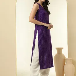 NYPA Bandhani Printed Sleeveless Straight Kurta With Harem Pants image 3