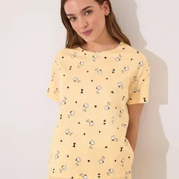 women'secret Women Peanuts Conversational Printed Pure Cotton Night Suit image 3