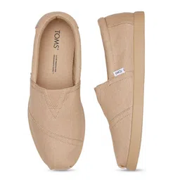 TOMS Men Lightweight Slip-On Sneakers image 3
