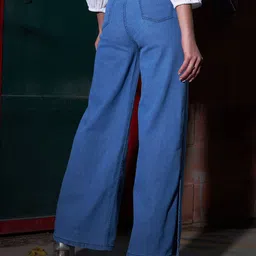 SASSAFRAS Women High-Rise Side Slit Light Shade Stretchable Jeans image 4