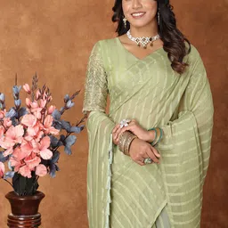 Dori Striped Beads and Stones Saree image 2