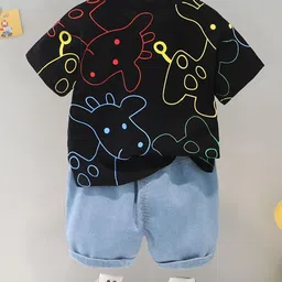 LULU & SKY Boys Printed T-shirt with Shorts image 5