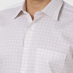 Van Heusen Men Slim Fit Spread Collar Geometric Printed Cotton Formal Shirt image 3
