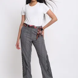 SHAYE Women Checked Relaxed Straight Fit Mid-Rise Trousers image 3