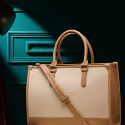 ALL ABOUT HER Textured PU Structured Tote Bag with Bow Detail image 3