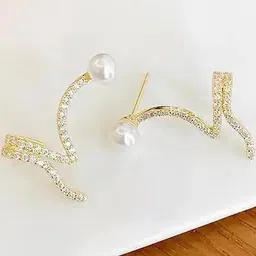 ONUYX Quirky Ear Cuff Earrings-picture-10