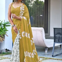 NIKATT Floral Pure Cotton Block Print Saree With Blouse Piece-picture-30