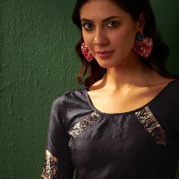 Desi Fusion Woven Design Zari Art Silk Heavy Work Saree image 4