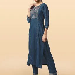 Anouk Rustic Women Floral Embroidered Kurta with Trousers & Dupatta image 3