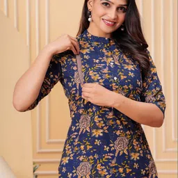 FASHION SWAG Women Printed Night suit image 5