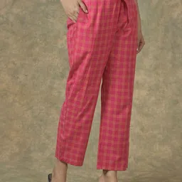 ETC X D To D Life Style Women Checked Cotton Regular Fit Mid-Rise Trousers-picture-19