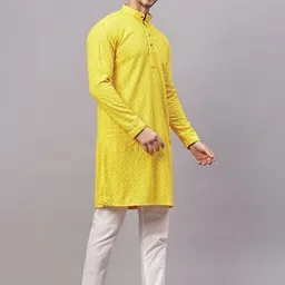 VIBEPRINT Men Sequinned Kurta image 3