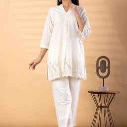 Readiprint Women Embroidered Mandarin Collar Neck Tunic With Palazzo Co-Ords image 5