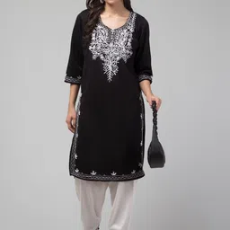 CROWN KING Women Solid Loose Fit Mid-Rise Woollen Salwar image 4