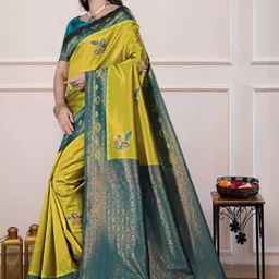 VelvetHue Woven Design Zari Art Silk Handloom Banarasi Saree-picture-26