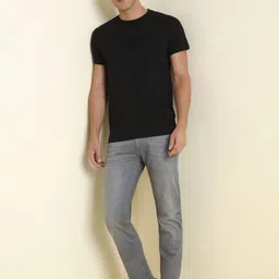 Allen Solly Men Solid Round Neck Cotton T-shirt image 5
