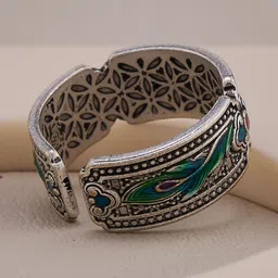 GC PREMIUM JEWELLERY Silver Plated Stone Studded Finger Ring image 5