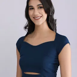 KASSUALLY BASICS Women Sweetheart Neck Cut Out Crop Top image 4