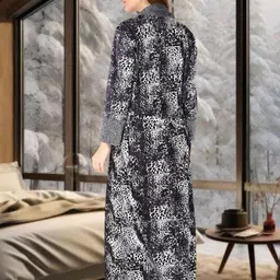 UDHATIKRAMAN Women Printed Long Sleeves Maxi Nightdress image 3