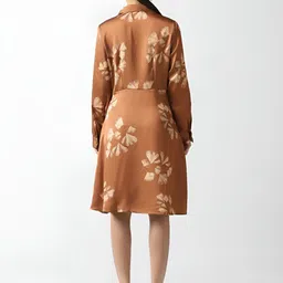 Van Heusen Woman Floral Print V-Neck Cuffed Sleeves Wrap Dress image 2