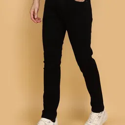 V-Mart Men Clean Look Mid-Rise Cotton Knitted Denim Jeans image 5