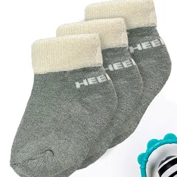 Heelium Infants Pack Of 3 Bamboo Ankle Length Socks image 2